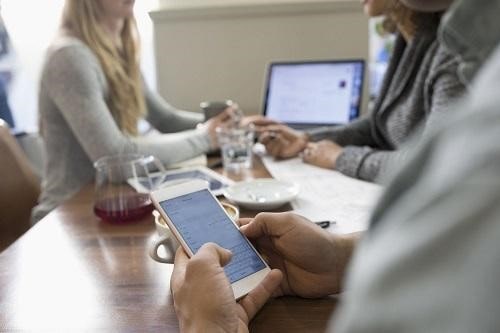 اینترنت در محل کار